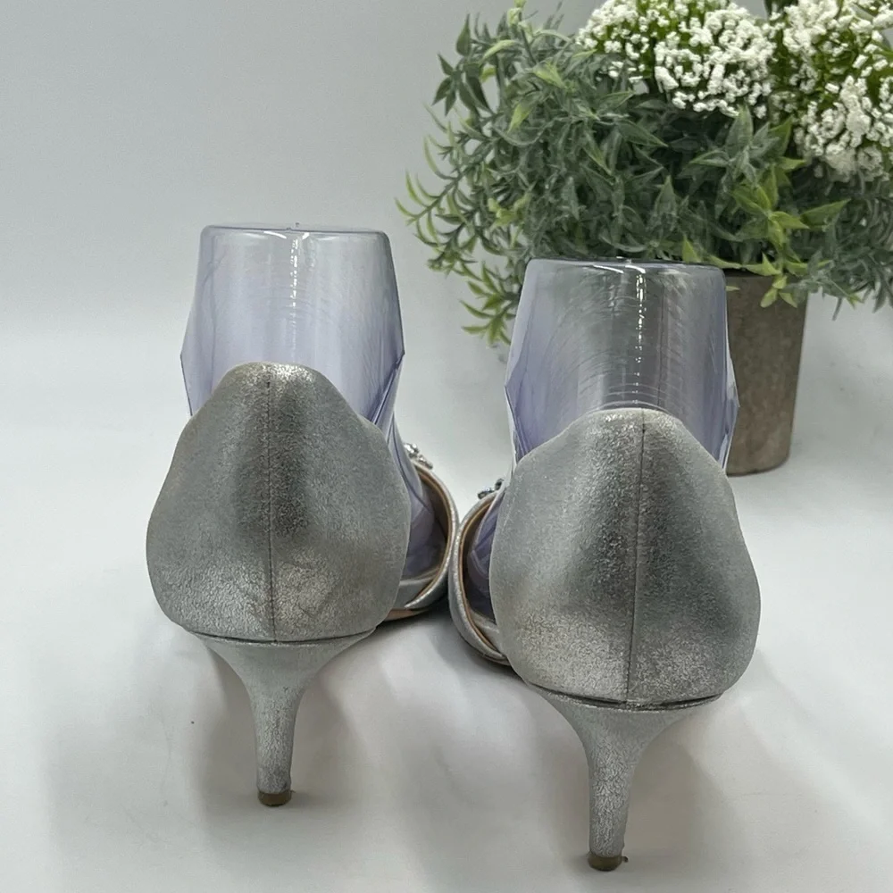 Badgley Mischka Petrina Women's Bridal Silver Metallic Crystal‎ Pumps Sz 8